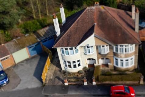 62 Lime Tree Avenue Retford Drone Front.jpg