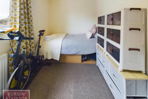CAM01619G0-PR0093-STILL015.jpg