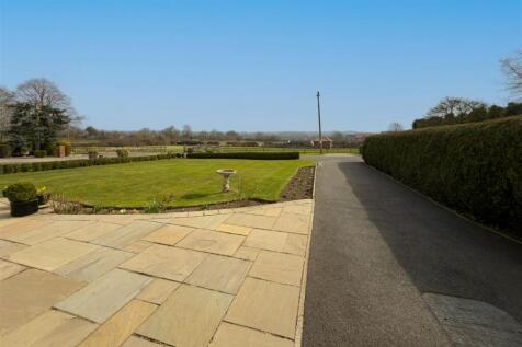11 The Drive Front View 46.jpg