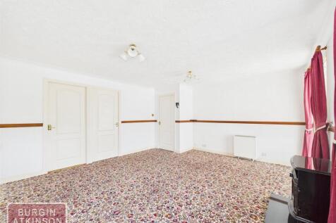 CAM01619G0-PR0146-STILL008.jpg