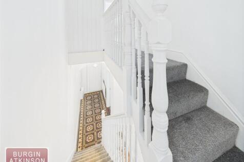 CAM01619G0-PR0148-STILL035.jpg