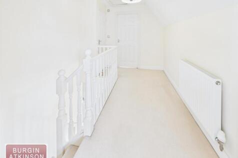 CAM01619G0-PR0152-STILL025.jpg