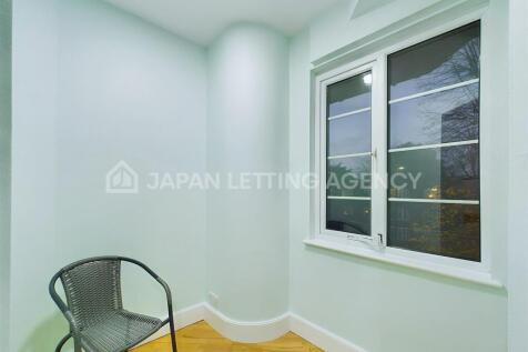 CAM02206G0-PR0043-STILL014.jpg