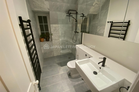 IMG_1805_Watermarked.png