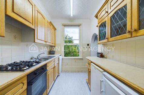 CAM02206G0-PR0118-STILL002.jpg