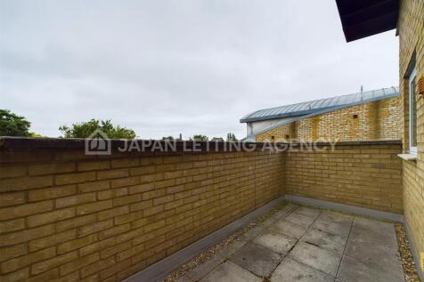 CAM02206G0-PR0105-STILL004.jpg