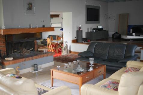 Lounge 1&#43;Fireplace