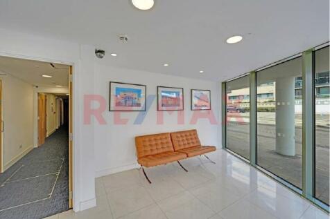 08-3f93JUS07469-small-13.jpg