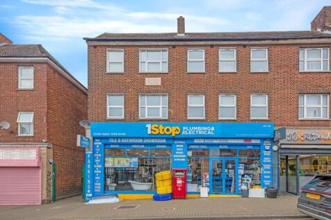 15-thumbcb3382105-JJ-RXS-Collier Row Rd-67.jpg