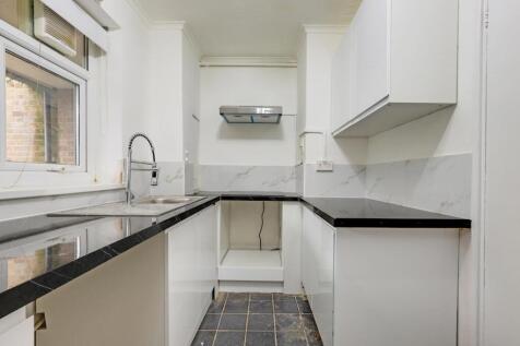 11-thumbfe86JHRMCT - 261 Cortis Road - 31.jpg