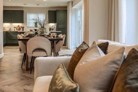 Show Home Living