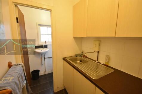 kitchenette and W.C.JPG
