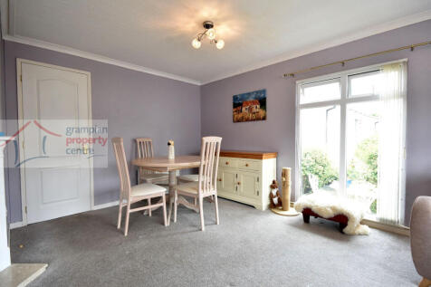 new lounge 4.JPG