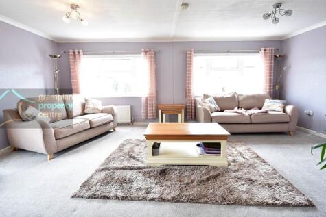 Lounge new.JPG