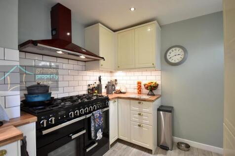 kitchen 3 .JPG