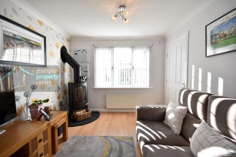 family room 2 .JPG