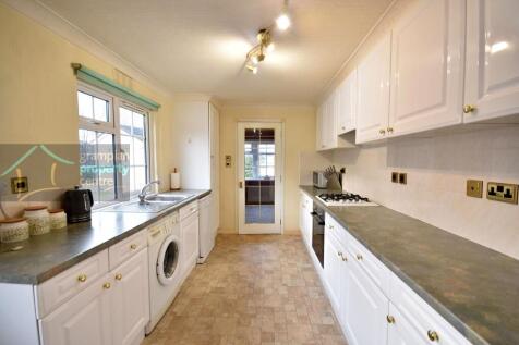kitchen .JPG