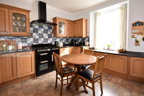 kitchen .JPG