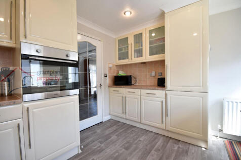 kitchen 3.JPG