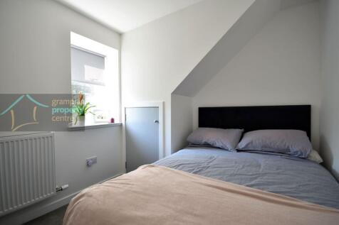 bed 2.JPG
