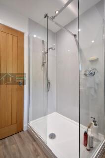 shower room 2