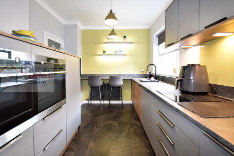 Kitchen .JPG