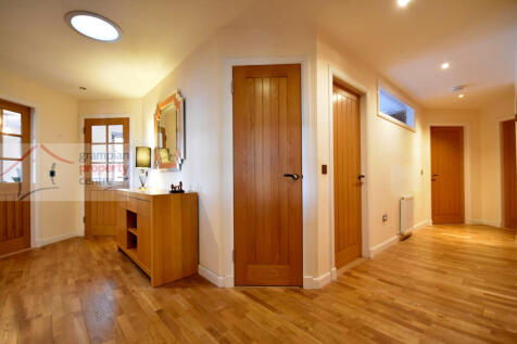 hallway 2 .JPG