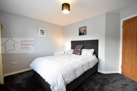 bed 2.JPG