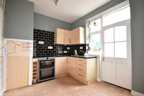 kitchen 2.JPG