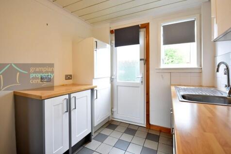 Kitchen 2 .JPG