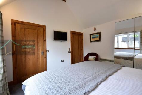 cottage bedroom 3