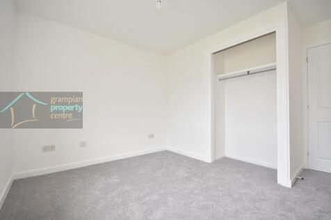 Bedroom 2nd.JPG