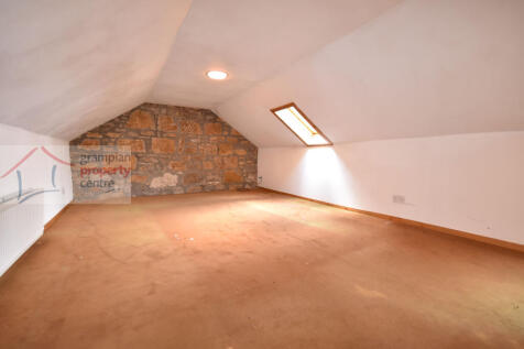 attic room .JPG