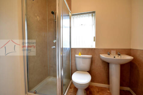 Shower Room at 51 .JPG