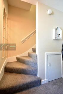 Entrance Hallway.JPG