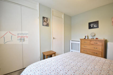 Bedroom 3 .JPG