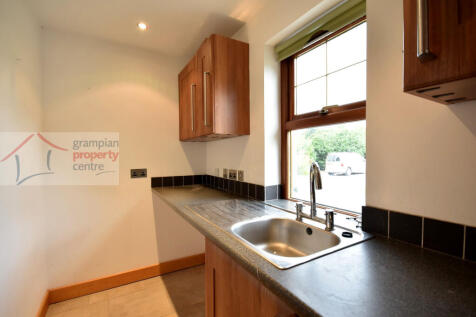 Utility Room.JPG