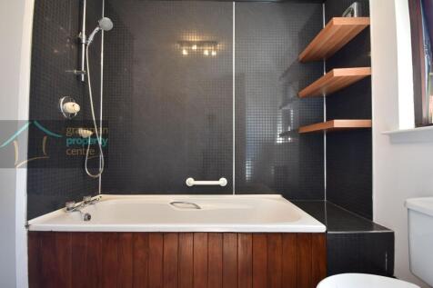Bath 2 .JPG