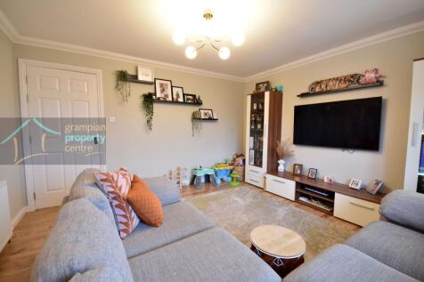 lounge 4.JPG
