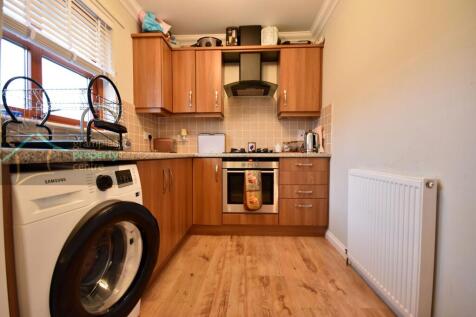 kitchen 2 .JPG