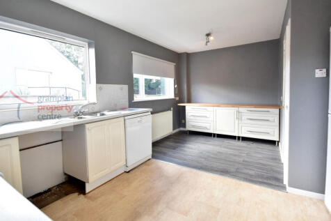 kitchen .JPG