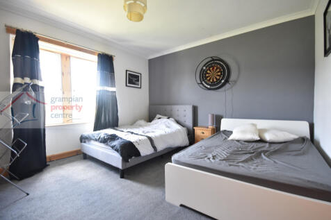 bed 2 .JPG