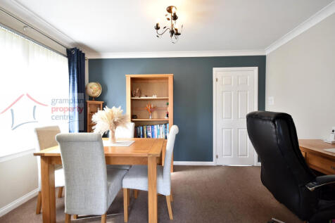 dining room .JPG