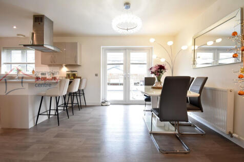 kitchen .JPG