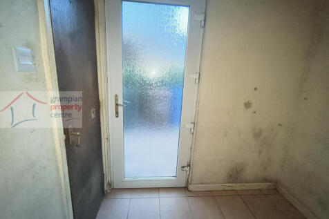 Rear Vestibule