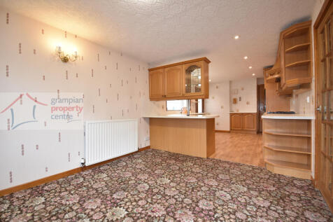 Kitchen 4.JPG