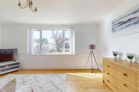Sitting / Dining Room