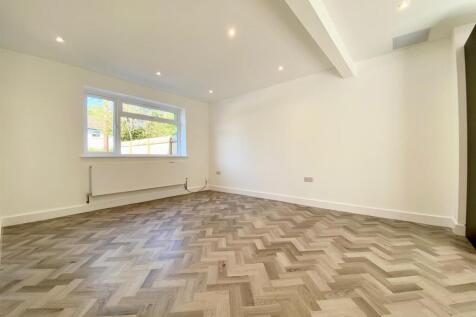 Dining Area.jpg