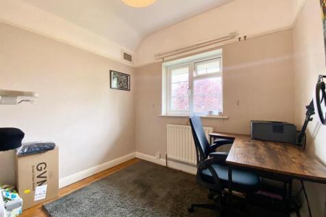 Bedroom 3.jpg