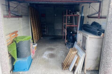 Garage.jpeg